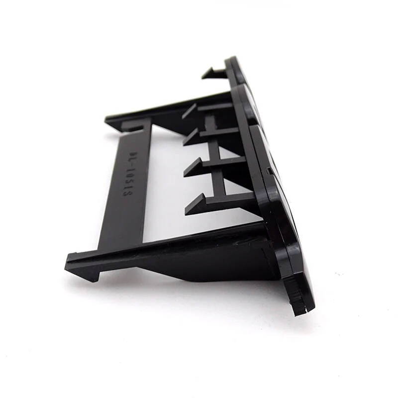 Logo R32 VW Golf - Image 8